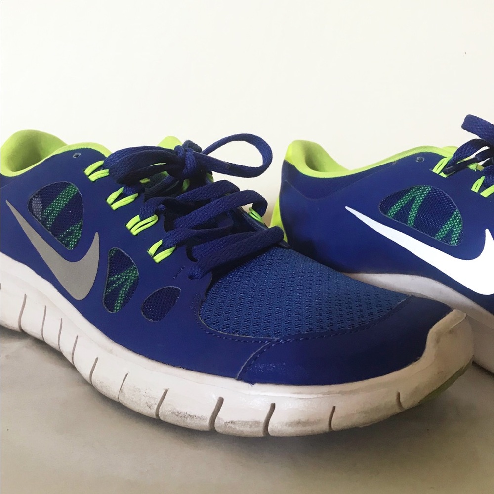 Nike free 5.0 runners